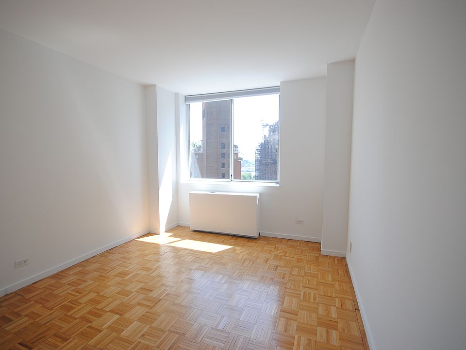 2nd image of 420 E 54th St APT 16A