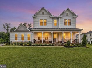 219 Idyllic Pl SE, Leesburg, VA 20175