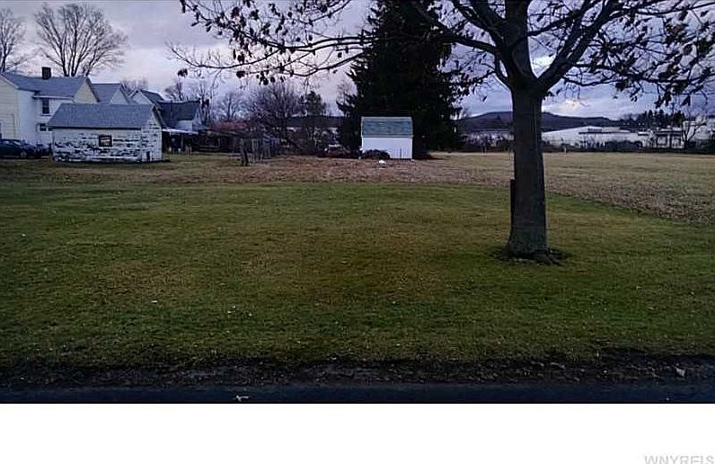 2nd image of 1003 Billington Ave