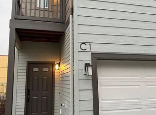 312 164th St SW #C1, Lynnwood, WA 98087