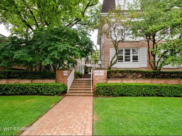 2203 Central St Unit 2, Evanston, IL 60201