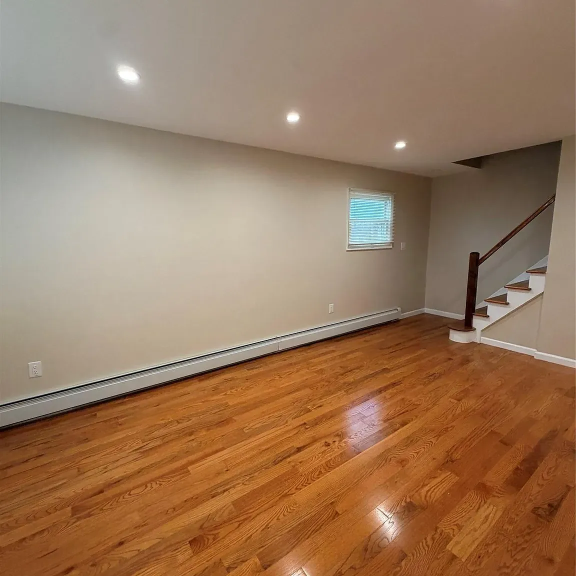 3 bed, 1176 sqft, $4,000 — Photo 3
