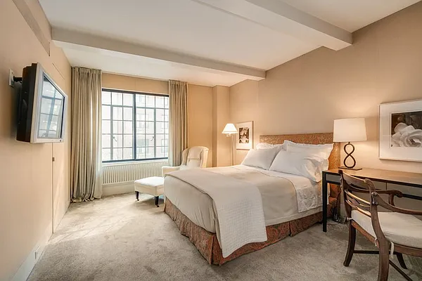 Sold by Stribling | media 11