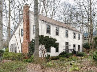 3017 Lake Forest Dr, Greensboro, NC 27408