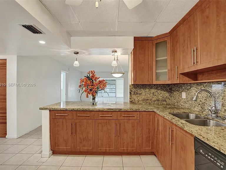 3051 NW 46th Ave #101 — Photo 4