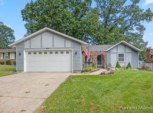 1491 Woodhill Ct SW, Wyoming, MI 49509