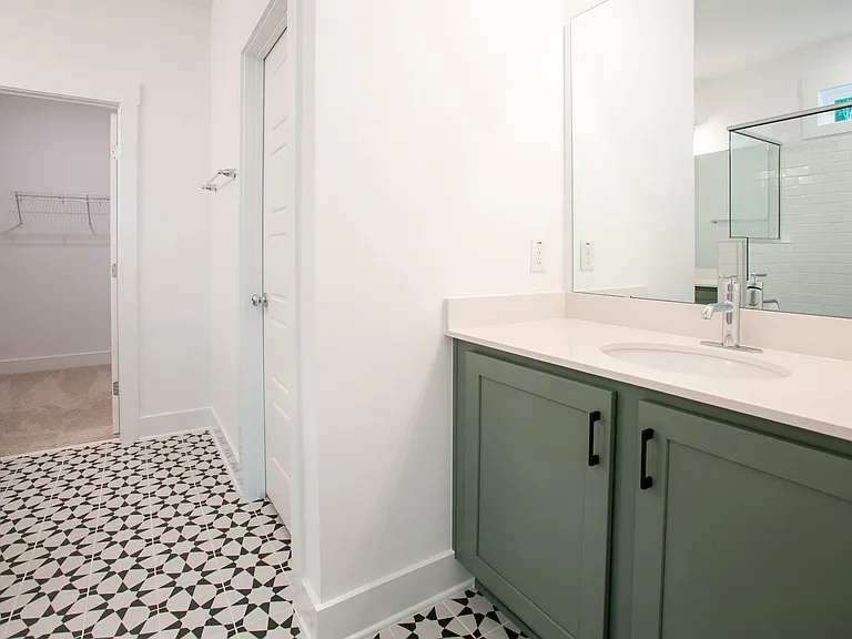 174 Beacon Dr — Photo 14