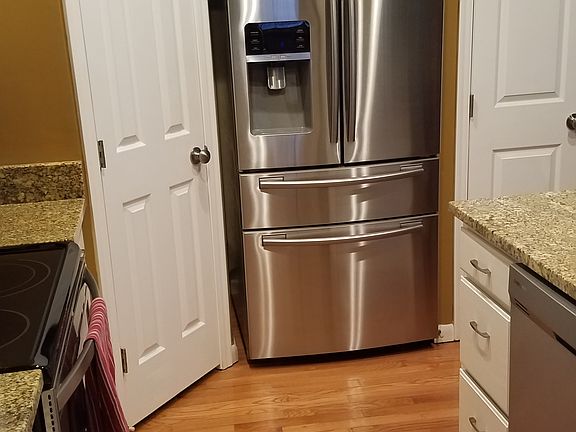 3rd image of 6078 Bridgehaven Dr