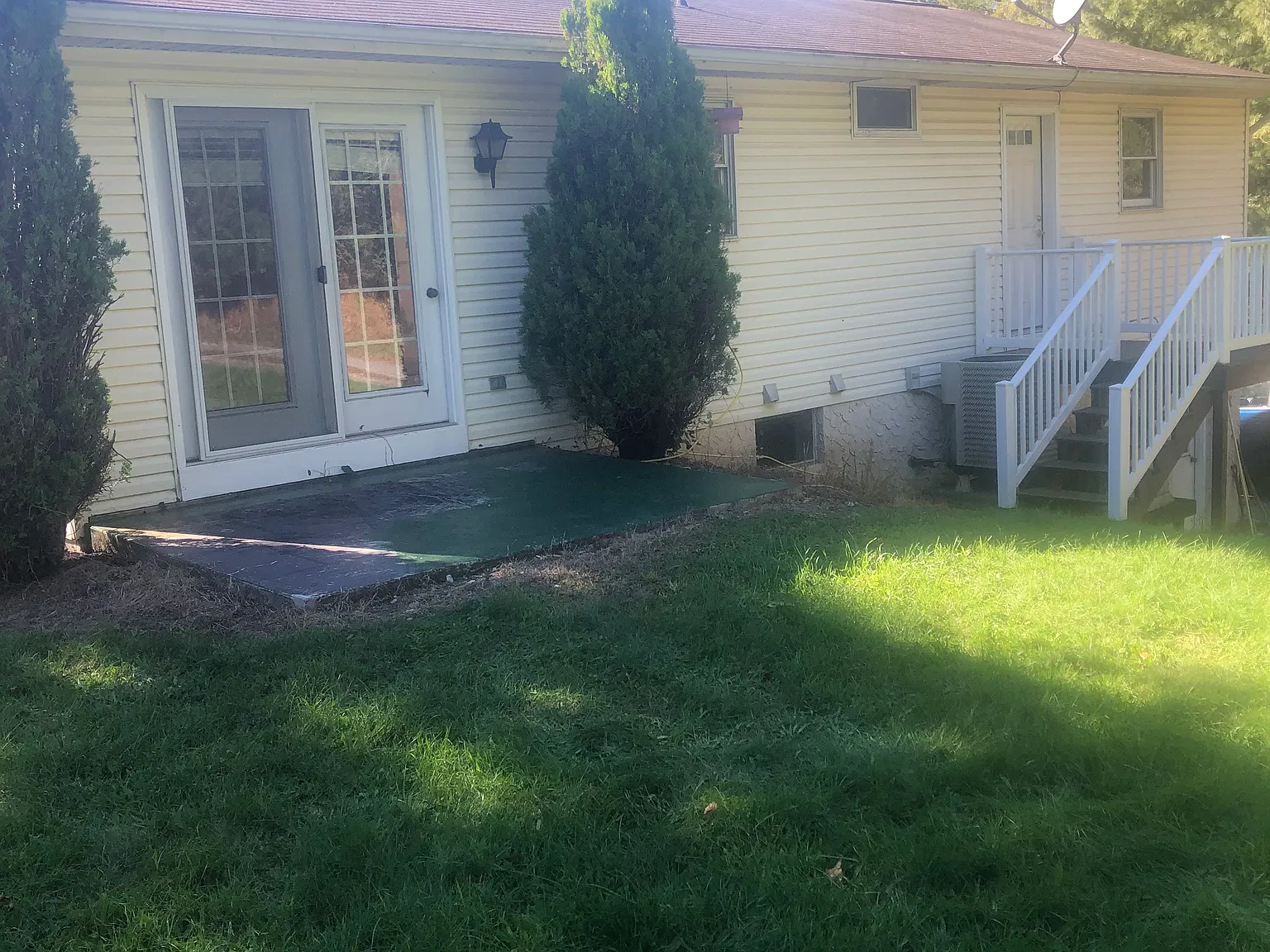 3 bed, 1182 sqft, $1,750 — Photo 2