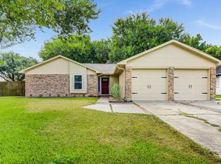 446 Ironbark Dr, Webster, TX 77598
