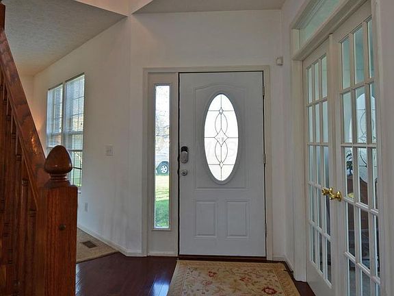 4th image of 9055 Maren Ct