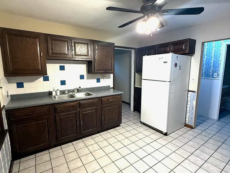 4210 Fruitland Dr — Photo 4