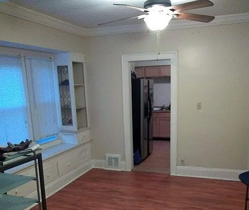 3rd image of 2665 E 115th St