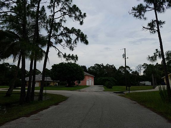 4th image of 10450 Binky Ln