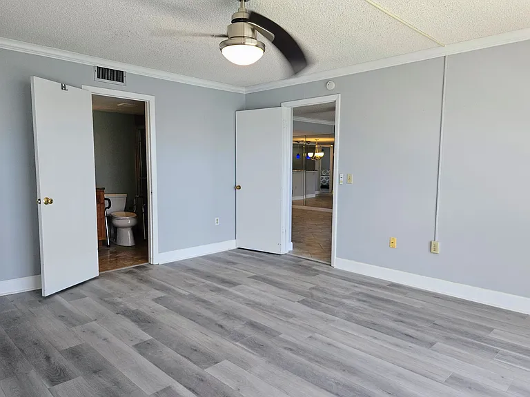 7600 Sun Island Dr S #204 — Photo 17