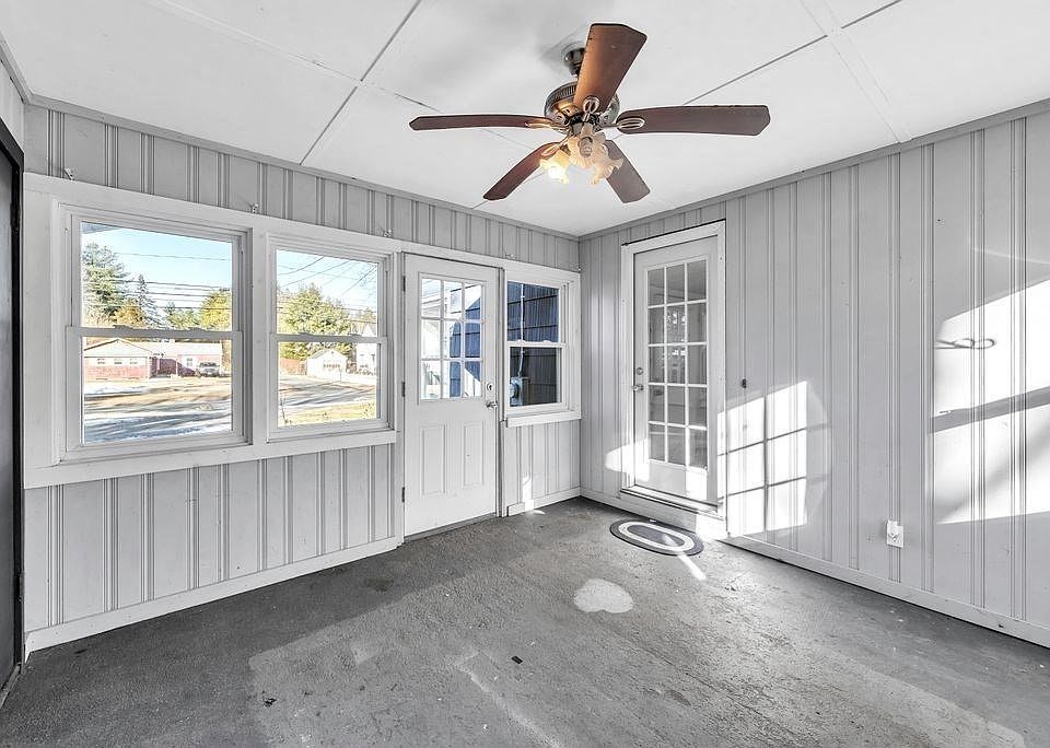 143 Holyoke Rd, Westfield, MA 01085 Zillow