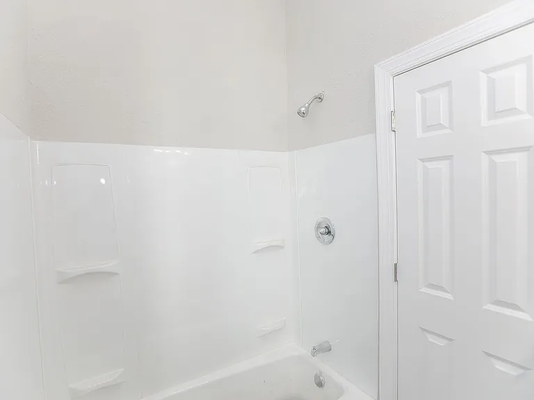 303 North St — Photo 16