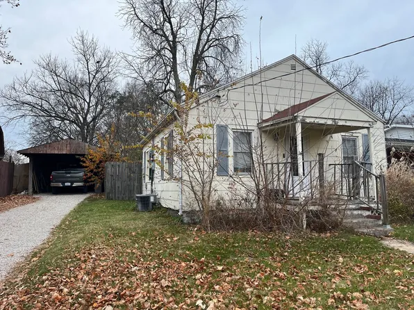 103 Reagan Dr, Eureka, IL 61530
