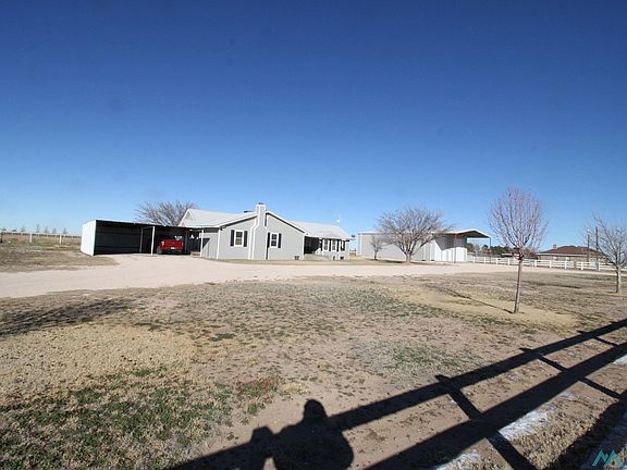 2nd image of 3119 Cherokee Dr