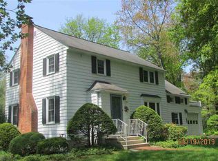 935 Westholm Rd, Niskayuna, NY 12309