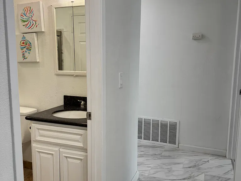 22 Merrimac Pl — Photo 28