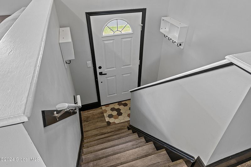 2nd image of 18 Trinity Place