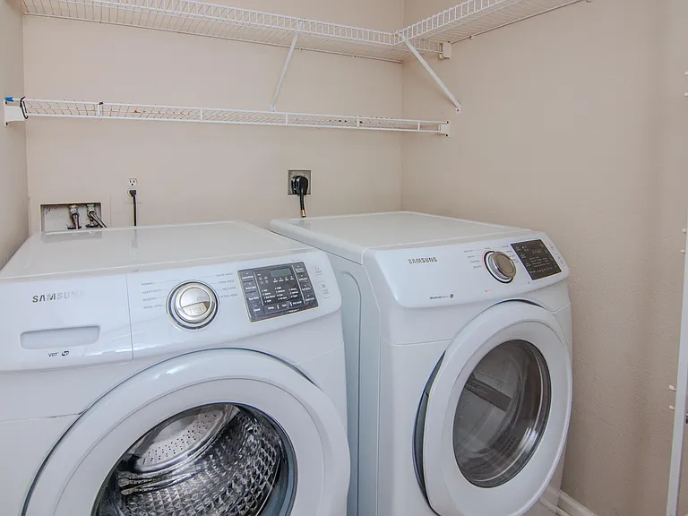 1704 Weatherstone Dr — Photo 22