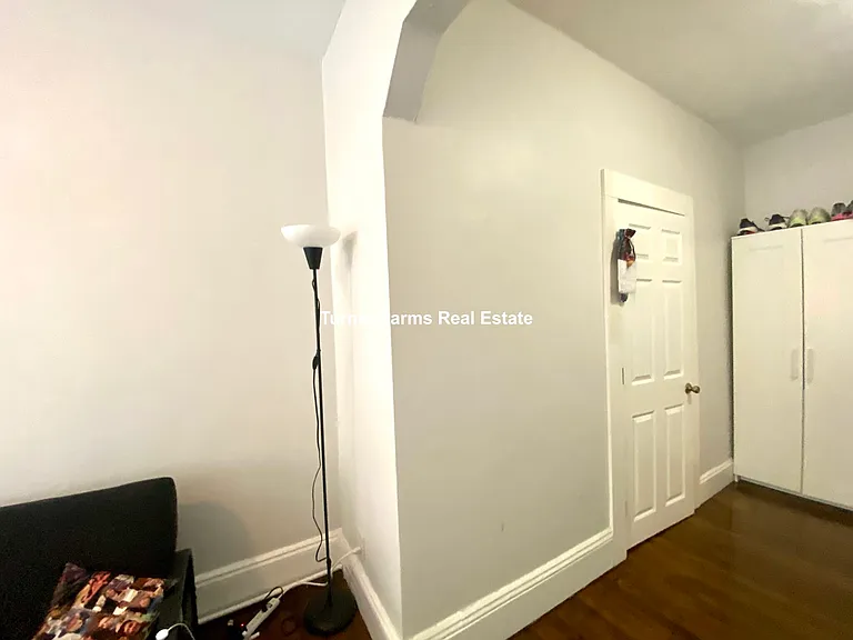 114 Willow St #2F — Photo 16