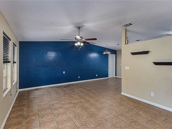 4th image of 1701 NE 2nd Ave