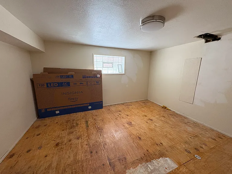 3446 W 38th Pl — Photo 14