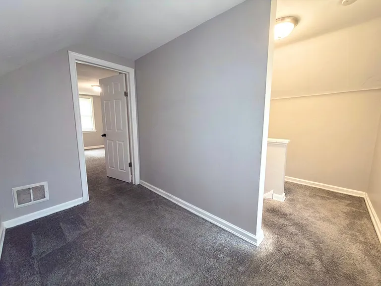 1708 Hunt Rd — Photo 13