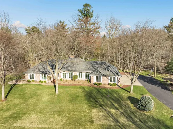 2722 Scotch Pine Trl, Suamico, WI 54313