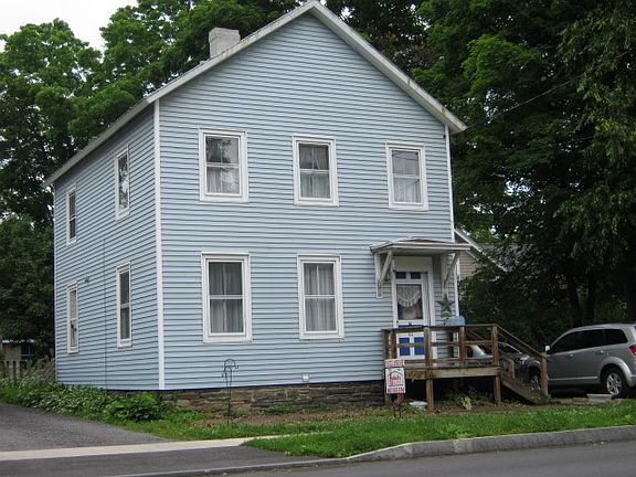 3rd image of 64 Beaver St