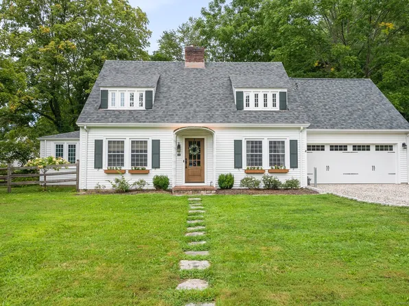 31 Hopewell Road, Glastonbury, CT 06073