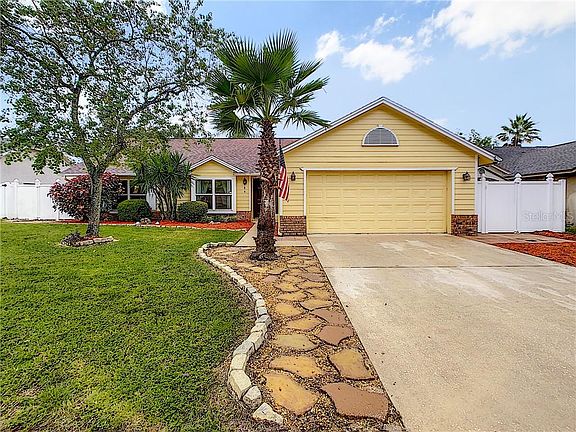 2nd image of 966 Finrod Way