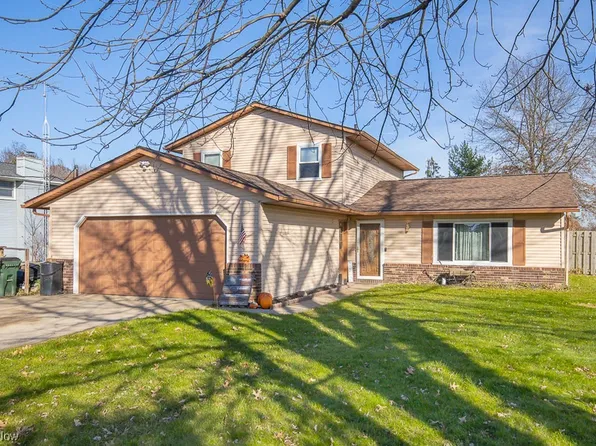 36300 Giles Rd, Grafton, OH 44044
