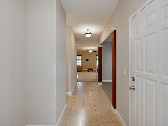 3rd image of 69 Crista Ann Ct