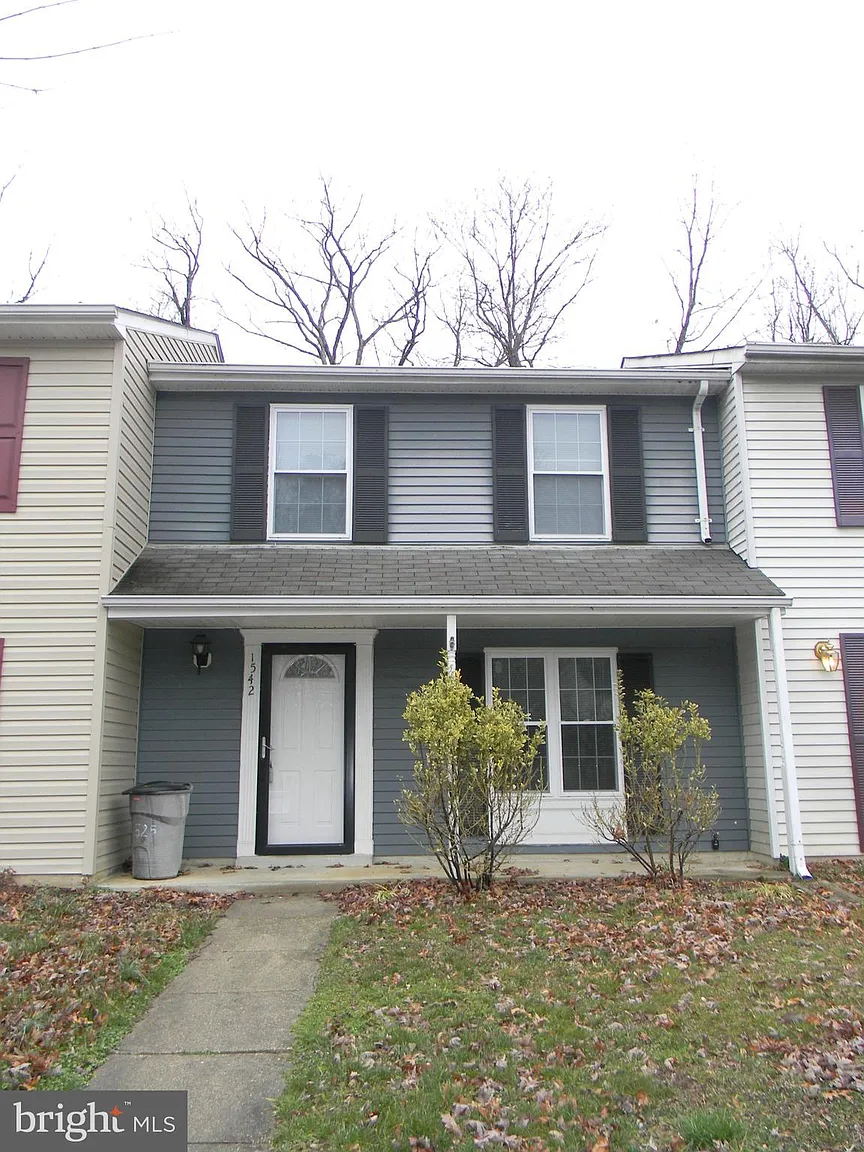1542 Pin Oak Dr photo 1