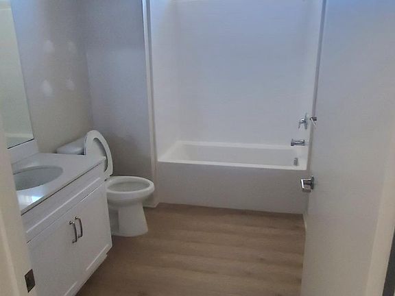 5th image of 301 W Center St #301