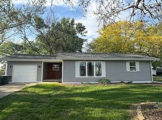 101 W 8th St, Prairie City, IA 50228