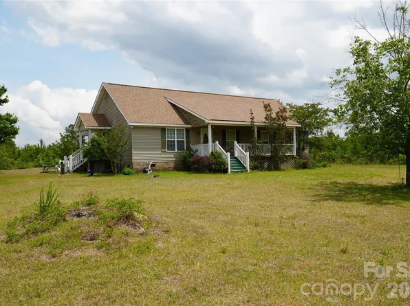 424 Press Walters Rd, Hartsville, SC 29550