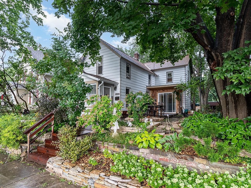 1st image of 3014 Vincent Ave N