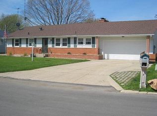 142 Meadow Ln, Mason City, IA 50401