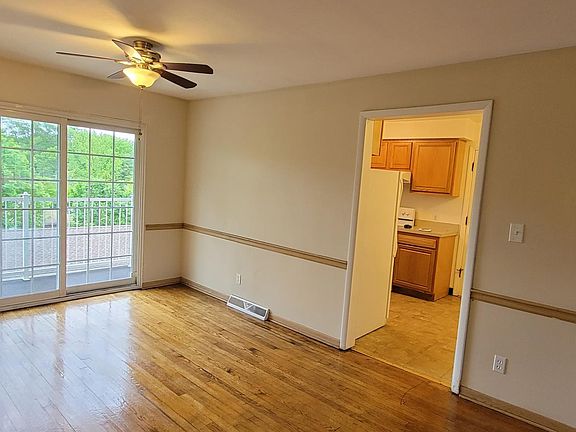 2nd image of 492 Treeside Dr #3