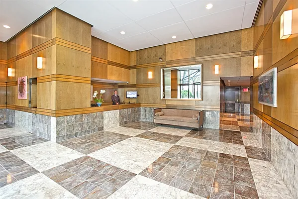 Sold by Corcoran | media 12