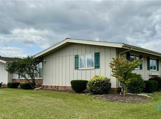 1329 Pinehurst Dr, Defiance, OH 43512