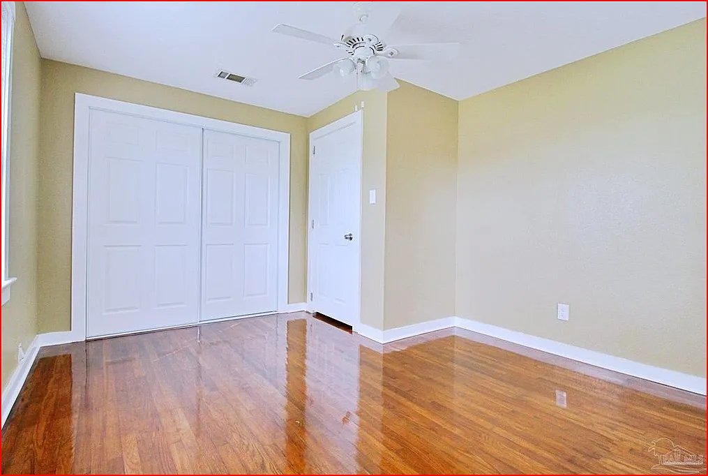 3 bed, 1236 sqft, $750 — Photo 1