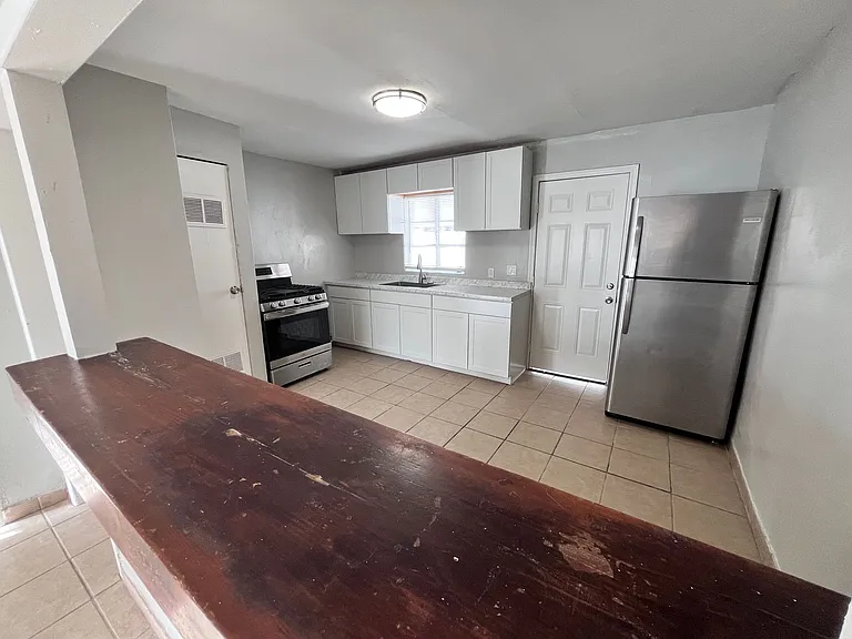 220 E Fort Lowell Rd — Photo 31