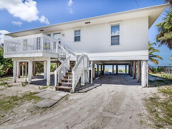 5th image of 3950 Estero Blvd