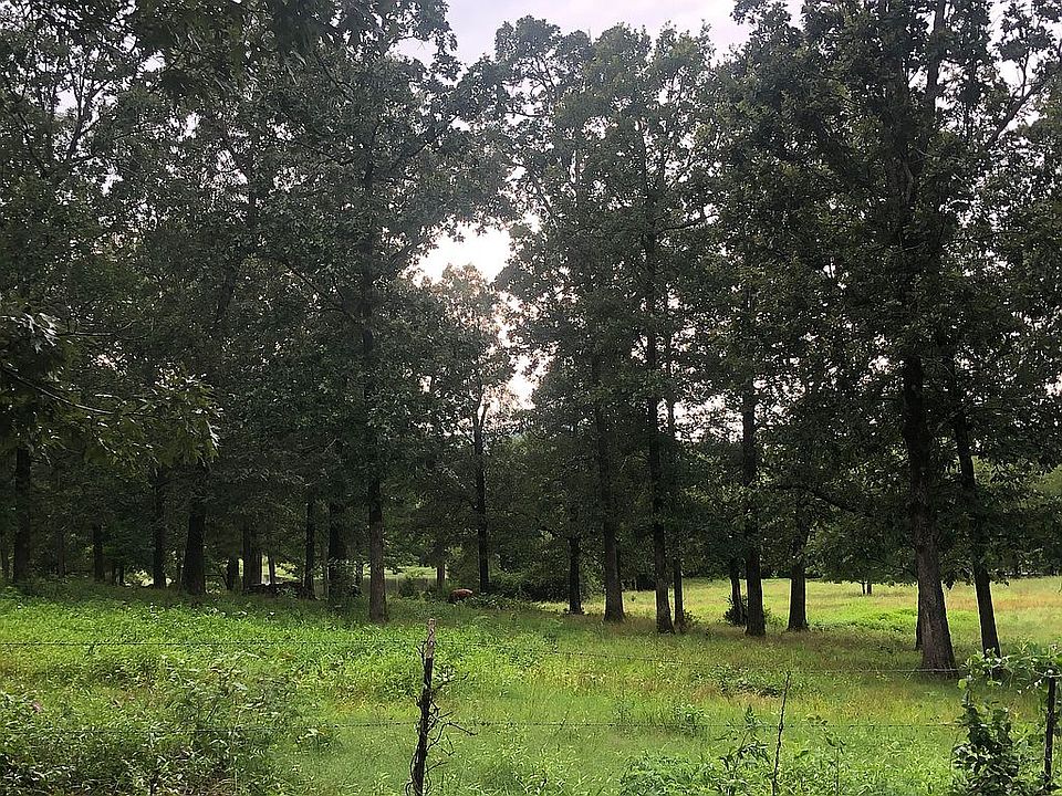 2nd image of Holly Springs Rd